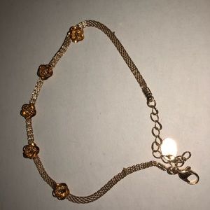 Claire’s Gold Rose Anklet
